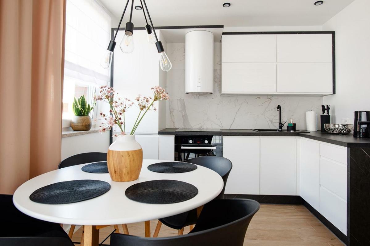 רבאל Apartament Przy Plazy / Klifowa מראה חיצוני תמונה